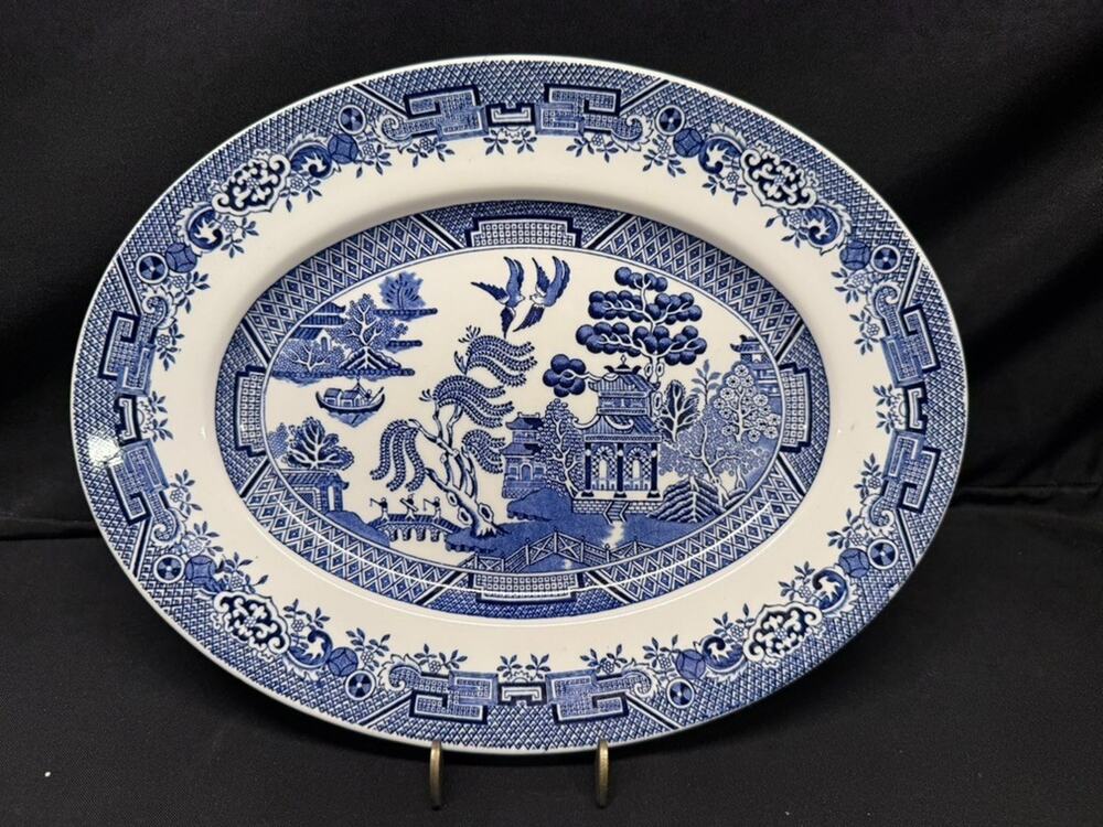 Woodsware Wood & Son "Blue Willow" England 12"x 9" Oval Serving Platter Vintage